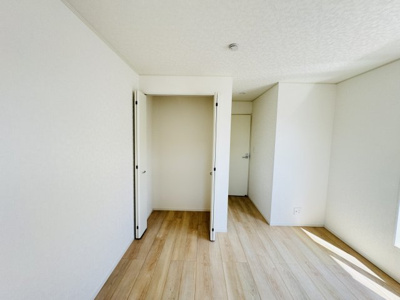 【収納】 | 葛飾区西水元６丁目新築戸建【幸田小学校：6分】 | 7.56帖寝室収納