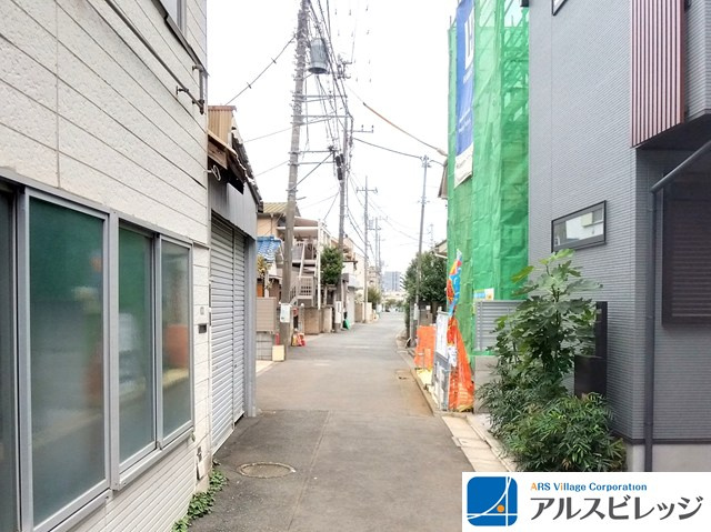 新築/杉並区宮前202①の前面道路含む現地写真