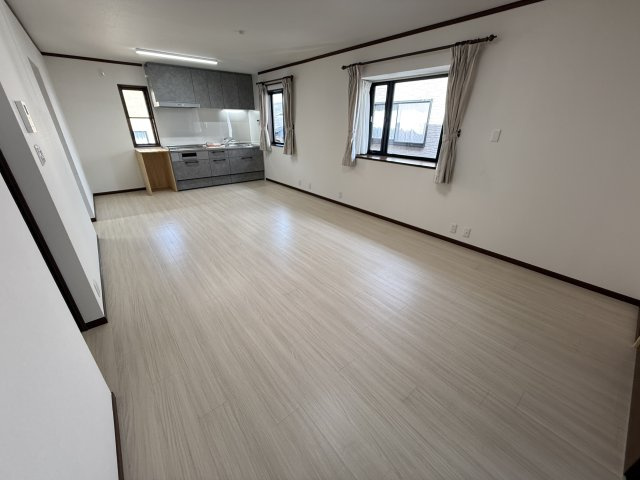 小野原西1丁目貸家の居間・リビング