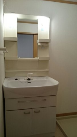 クレメント・エヌ　Ａの洗面所