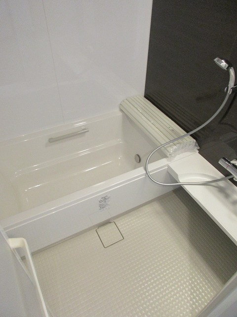 Ｖｉｌｌａ　Ｂｌａｎｃｈｅ　ヴィラブランシェの浴室|★浴室追焚・暖房乾燥機★