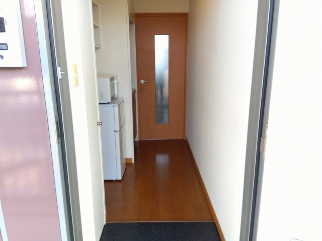 レオパレスタウンコートＴＷＯの玄関