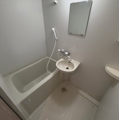 フジナカコーポⅥの浴室