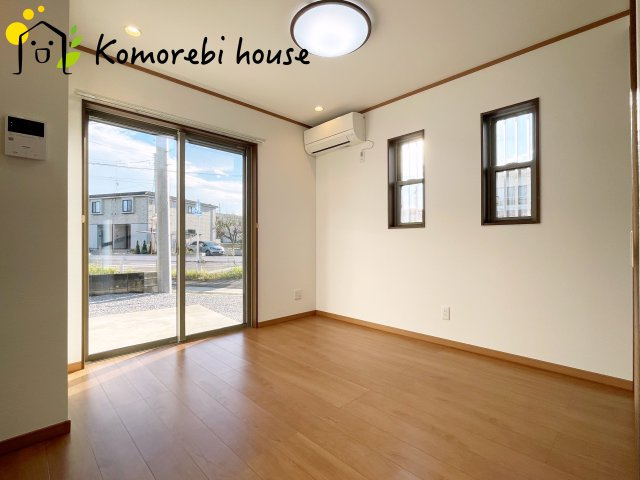 川島町上井草　中古一戸建ての居間・リビング|2025/11/1　撮影