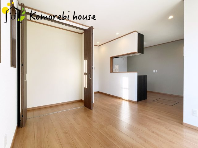 川島町上井草　中古一戸建ての居間・リビング|2025/11/1　撮影