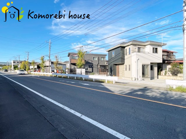 川島町上井草　中古一戸建ての前面道路含む現地写真|2025/11/1　撮影