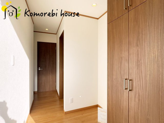 川島町上井草　中古一戸建ての玄関|2025/11/1　撮影