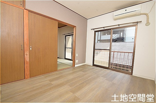 ＹＭＭビルの洋室