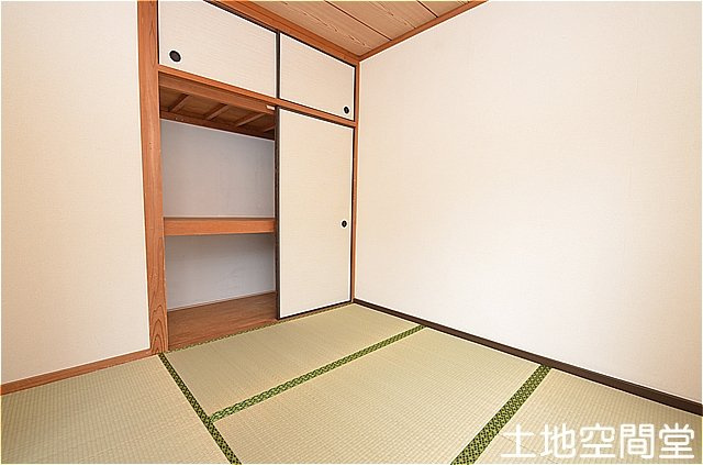 ＹＭＭビルの寝室