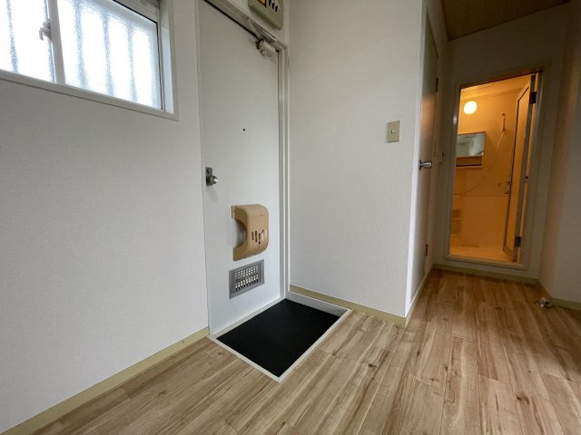 岬サンライズの洋室