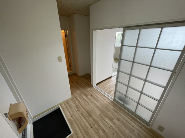 岬サンライズの洋室