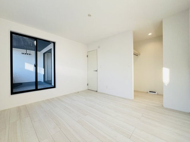 【寝室】 | 熊谷市上之3期　GRAFARE　新築戸建　全2棟　2号棟