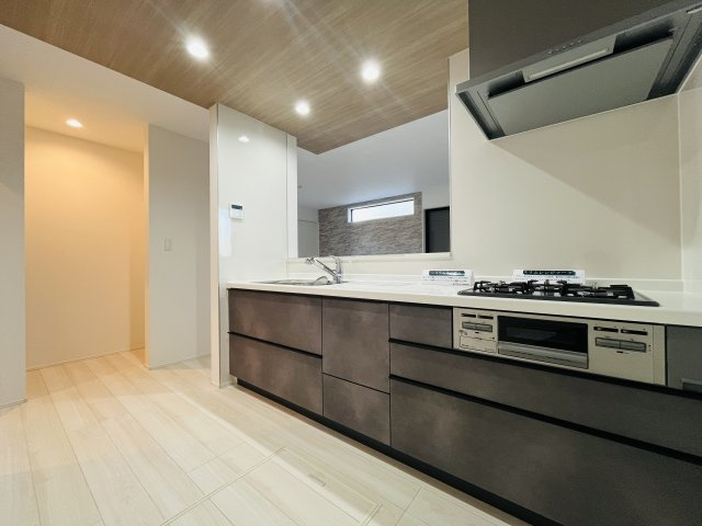 【キッチン】 | 熊谷市上之3期　GRAFARE　新築戸建　全2棟　2号棟