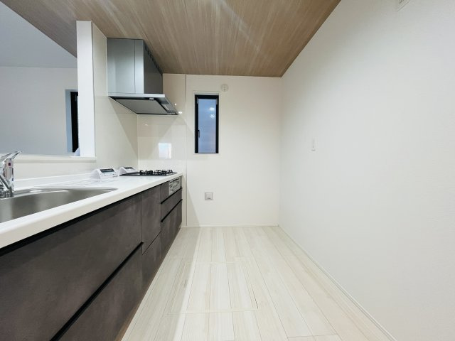 【キッチン】 | 熊谷市上之3期　GRAFARE　新築戸建　全2棟　2号棟