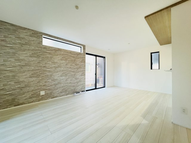 【居間・リビング】 | 熊谷市上之3期　GRAFARE　新築戸建　全2棟　2号棟 | 2号棟