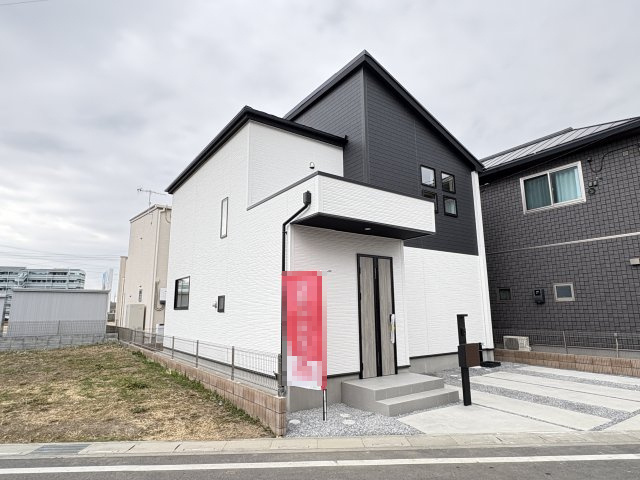 【外観】 | 熊谷市上之3期　GRAFARE　新築戸建　全2棟　2号棟