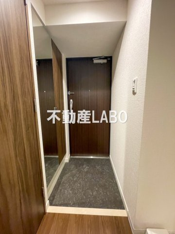 メルディア大正D.C.の玄関