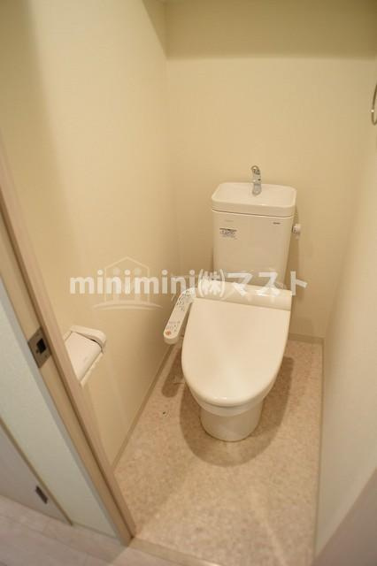 プレサンス難波ヴィータのトイレ|ウォシュレット付