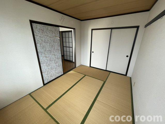 フォーブル青木の和室