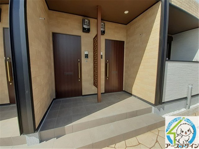 クリスタル・パレスⅡのエントランス