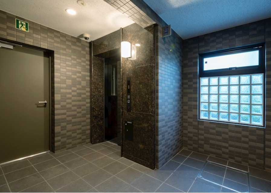 ルーブル三軒茶屋伍番館　分譲賃貸　三軒茶屋エリア　駅近のエントランス