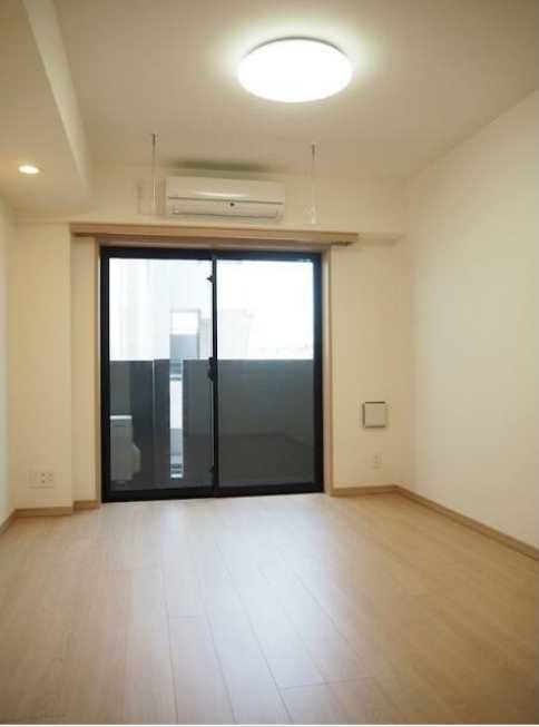 ルーブル三軒茶屋伍番館　分譲賃貸　三軒茶屋エリア　駅近の居間・リビング