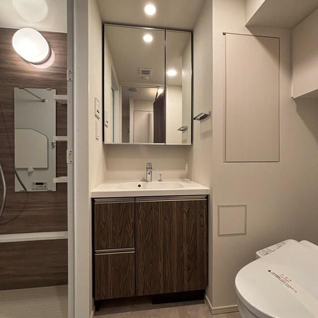 パークアクシス新宿百人町の洗面所