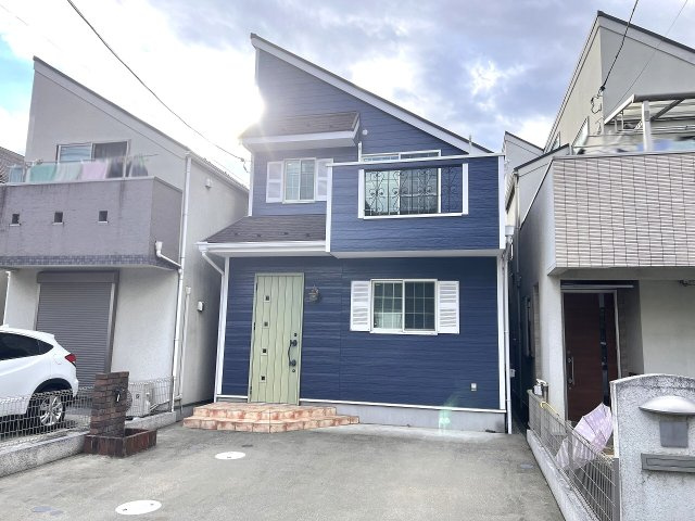 【外観】 | 練馬区南田中1丁目　中古一戸建住宅　（成増店） | 自然に囲まれた閑静な住宅街に立地