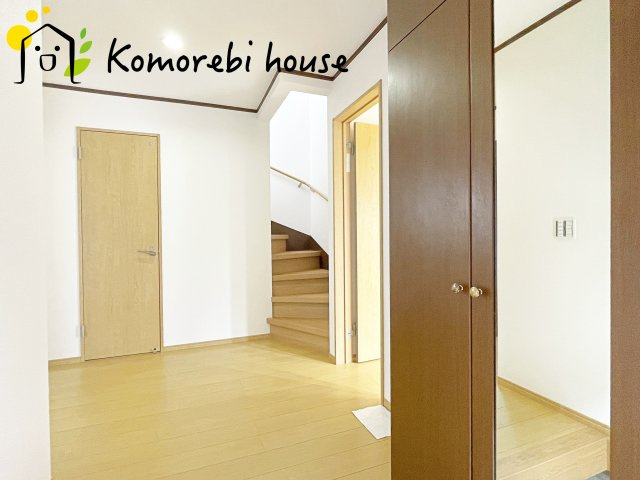 北本市中丸　1期　中古一戸建ての玄関|ゆったりとした玄関です