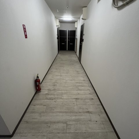 瀬戸ビルのロビー