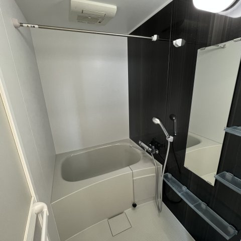 瀬戸ビルの浴室