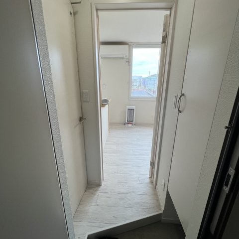 瀬戸ビルの玄関