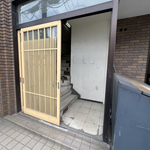 瀬戸ビルのバルコニー