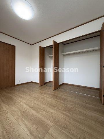 【収納】 | 大容量の収納に荷物が片付き、空間を広々お使いいただけます。