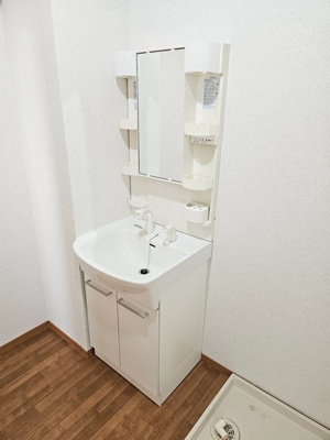 【独立洗面台】 | リヴィエールA