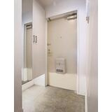 ヴェルデ久我山の玄関