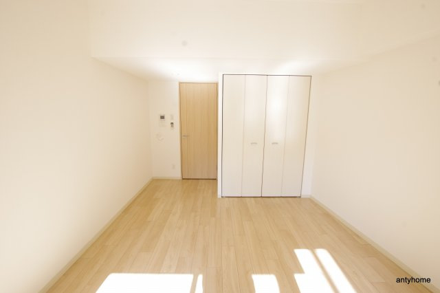 メインステージ西天満T’ｓSQUARE　仲介手数料無料の居間・リビング