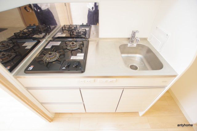 メインステージ西天満T’ｓSQUARE　仲介手数料無料のキッチン