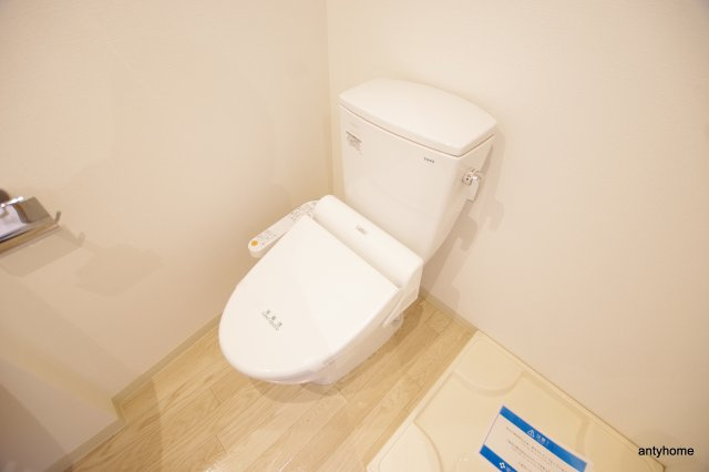 メインステージ西天満T’ｓSQUARE　仲介手数料無料のトイレ