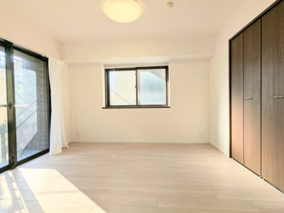 【洋室】 | ダイアパレス八広花水木通りトリニティ | ～居室写真～