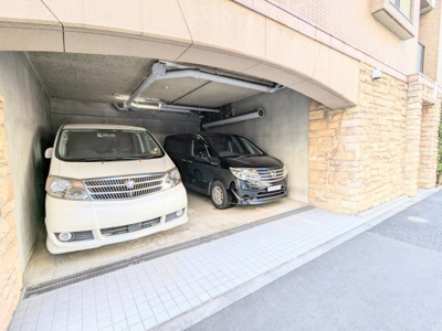 【駐車場】 | ダイアパレス八広花水木通りトリニティ | ～敷地内駐車場 写真～