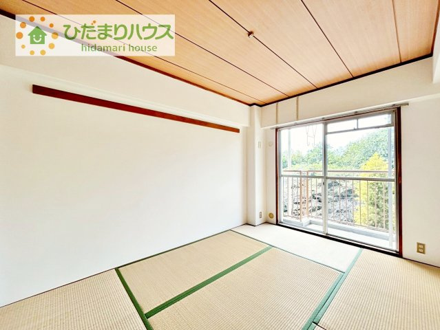 【和室】 | パシフィック我孫子グリーンタウン１８号棟 | 小さなお子さまのいる方におすすめ！リビング横の和室でお子様が遊んでる様子も確認できます(^^)/