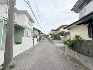 【前面道路含む現地写真】 | 川越市霞ケ関東3丁目　新築分譲　東武東上線『霞ヶ関駅』徒歩8分　【霞ヶ関東小学区】