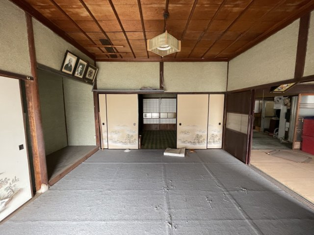 【坂出市林田町】街も、海も、山も、そっと近くに。少し静かな戸建て。の和室|和室があれば客間としても活用できます