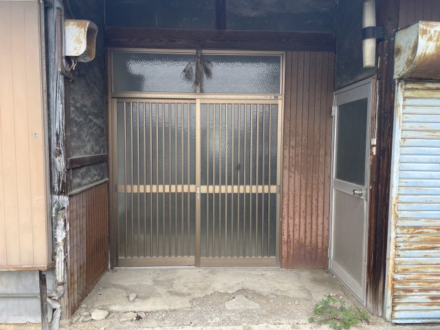 【坂出市林田町】街も、海も、山も、そっと近くに。少し静かな戸建て。の玄関|毎日通る玄関はこちらです
