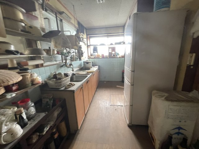 【坂出市林田町】街も、海も、山も、そっと近くに。少し静かな戸建て。の和室|柔らかい畳が心地よい和室