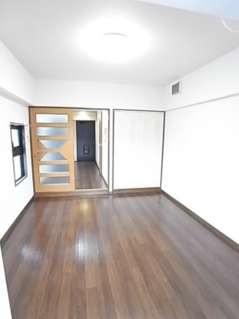 ミュゼ花隈の居間・リビング