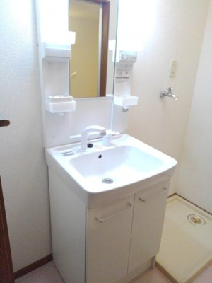 【洗面所】 | シャトーブランⅡ