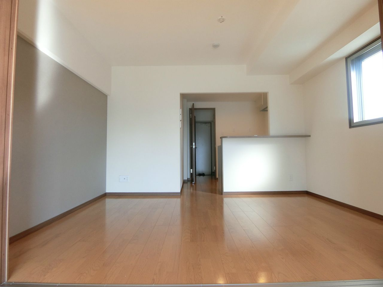 at eastの居間・リビング|広いリビング★