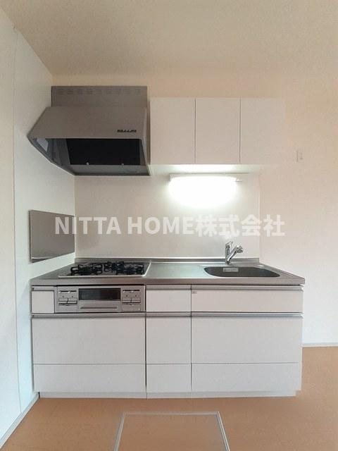 メビウスのキッチン|嬉しい３口コンロ付きのキッチン(#^^#)